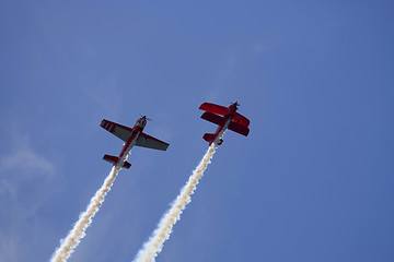 Image showing Two planes performing in an air show