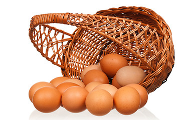 Image showing Eggs in wicker basket