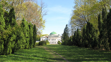 Image showing architectural ensemble with nice avenue and park