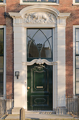 Image showing green door