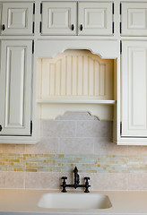 Image showing custom kitchen with tile work