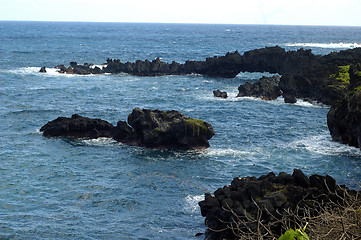 Image showing Rocks on ocean