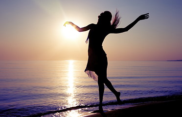 Image showing Dance at the sea