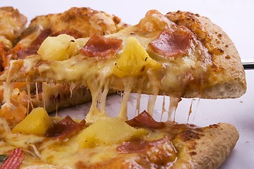 Image showing Cheesy Pizza!