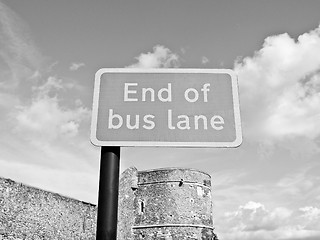 Image showing End of bus lane