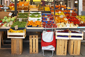 Image showing Farmers market stall