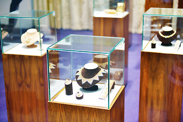 Image showing jewelry store indoors