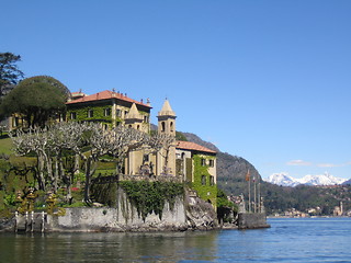 Image showing villa on como lake