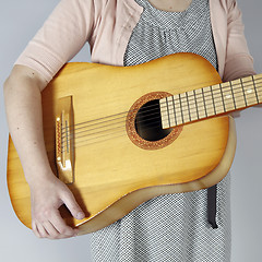 Image showing Playing the guitar