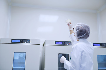 Image showing scientists working at the laboratory