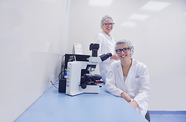 Image showing scientists working at the laboratory