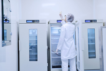 Image showing scientists working at the laboratory