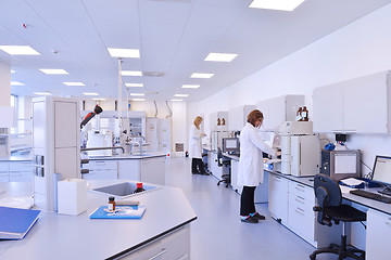 Image showing scientists working at the laboratory