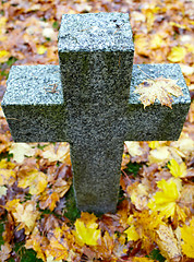 Image showing Tombstone cross