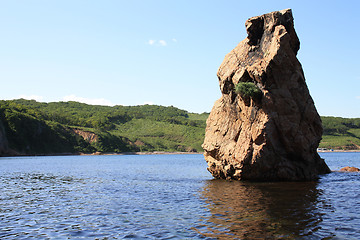 Image showing Rocky beach on the bank of island 
