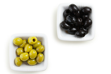 Image showing green and black olives