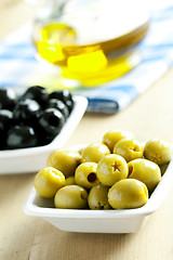 Image showing green and black olives