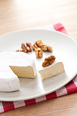 Image showing brie cheese