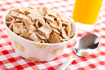 Image showing cinnamon cereal in bowl