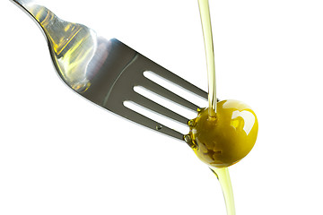 Image showing green olive and olive oil