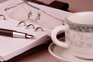 Image showing Cup and Organizer