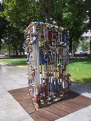 Image showing sculpture with chain locks