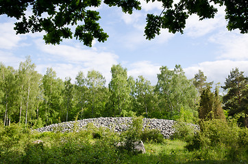 Image showing Burial cairn