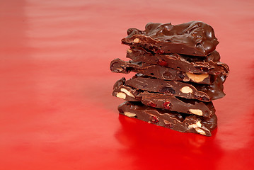 Image showing Chocolate cashew and dried cherry bark