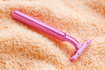 Image showing pink lady shaver