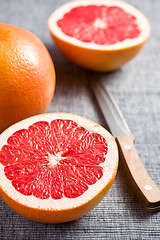 Image showing sliced red grapefruit