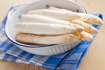 Image showing white asparagus on kitchen table