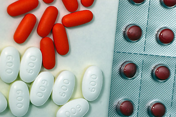 Image showing Pills