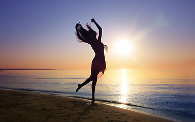 Image showing Dance in sunset