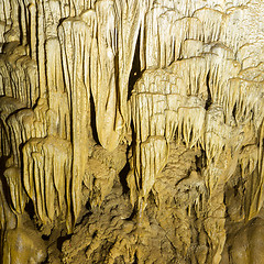 Image showing Limestone formations in the Son Doong cave, Vietnam