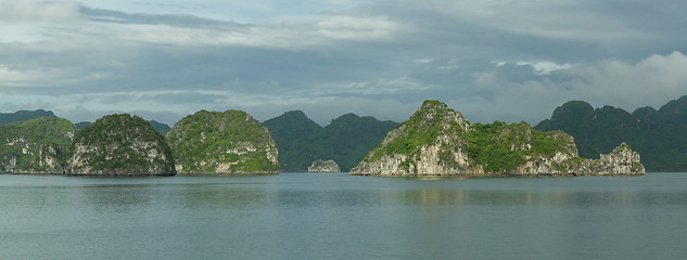 Image showing Limestone rocks in Halong Bay, Vietnam