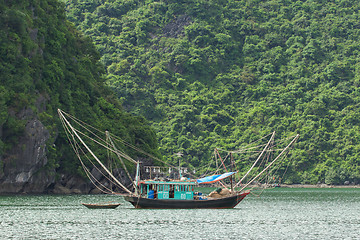 Image showing Fishing boat in the Ha Long Bay