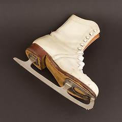 Image showing Very old figure skate