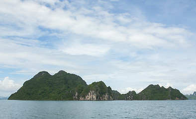 Image showing Limestone rocks in Halong Bay, Vietnam