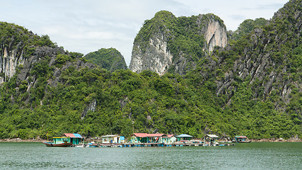 Image showing Floating fisherman's village in ha long bay