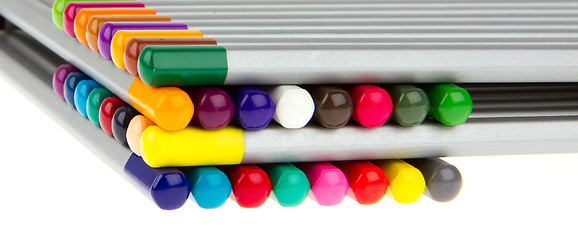 Image showing Lasagna of many different color pencils