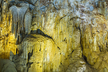 Image showing Limestone formations in the Son Doong cave, Vietnam