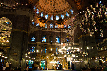 Image showing Prayer at Yeni Camii mosque, Istanbul, Turkey