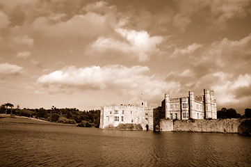 Image showing Leeds castle