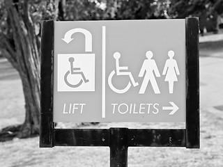 Image showing Lift and toilets sign