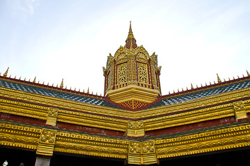 Image showing Maha Chedi Chaimongkol at Roi et Province Thailand