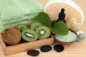 Image showing Kiwi Spa Beauty Treatment