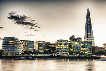 Image showing London Skyline at Dusk with City Hall and Modern Buildings, Rive