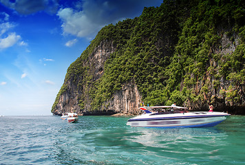 Image showing PHI PHI ISLAND, THAILAND - AUG 5: Tourists enjoy the wonderful b