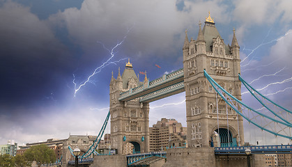 Image showing Beautiful night lights and colors over Tower Bridge in London