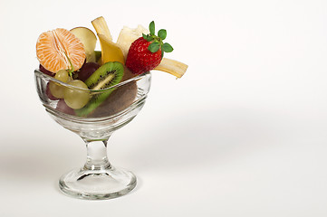 Image showing Fruit salad in a glass bowl 